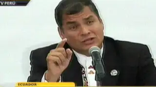 Correa dice que en Europa no permitirían escribir “cochinadas” en la prensa