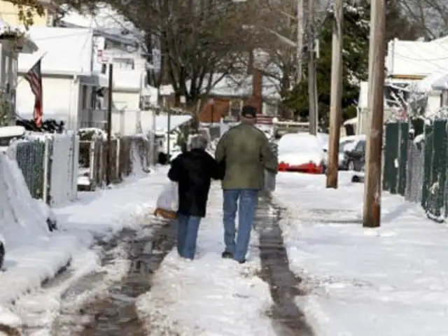 EEUU: intensa nieve agrava situación de miles de damnificados en Nueva York