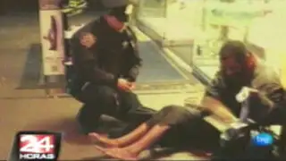 EEUU: video de policía que regaló unas botas a mendigo causa furor en Internet