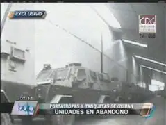 Treinta tanquetas y portatropas están en completo abandono en el Callao