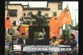 Alcaldesa devela busto de líder sindical Pedro Huilca