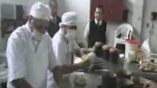 Internos del penal Castro Castro producen deliciosos panetones con castaña
