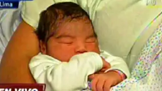 Piden que Paolo Guerrero apadrine primer bebé nacido en Navidad