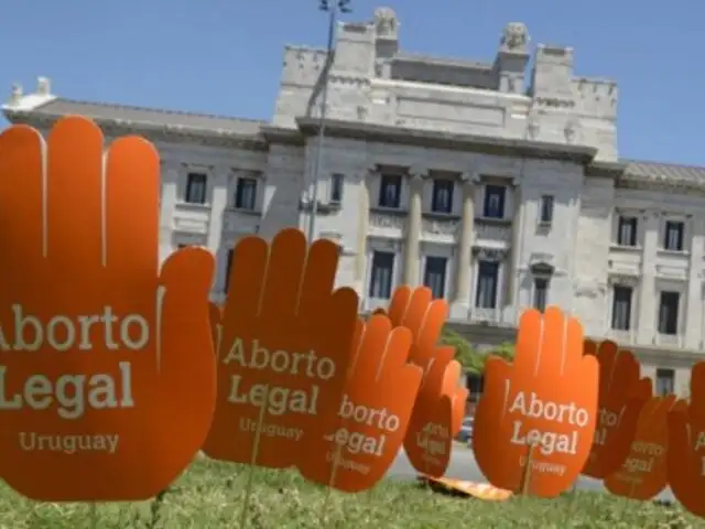 Uruguay: Entra en vigencia el aborto despenalizado