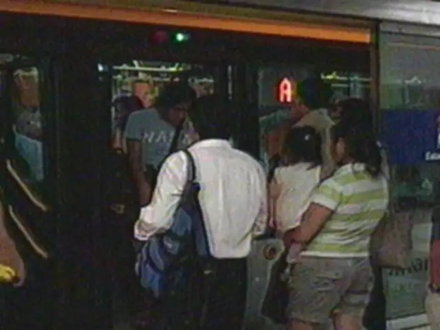 Alza de pasajes en el Metropolitano generó malestar en los usuarios
