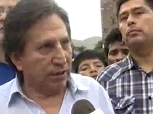 Alejandro Toledo llegó a Lima para aclarar compra de lujosas propiedades