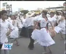 Trujillo: cientos de parejas de marinera se reunieron para batir récord Guinness