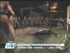 Policía dio último adiós a yegua muerta por bombarda en Estadio Monumental