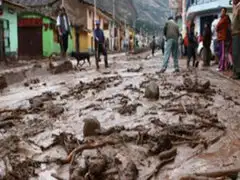 Cusco: Lluvias arrasan con 40 viviendas y  parte de autopista