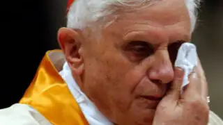 Benedicto XVI habría renunciado por terrible red de corrupción en El Vaticano