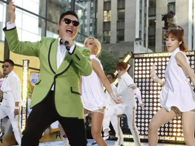 Cantante PSY llevó su exitoso “Gangnam Style” al carnaval brasileño