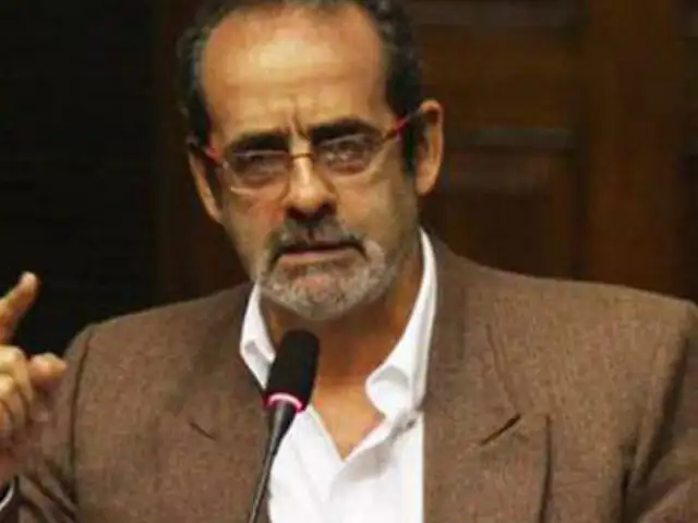 PJ declaró nula suspensión del congresista  Javier Diez Canseco
