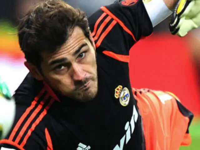 Aficionados españoles siguen confiando en Casillas como arquero titular
