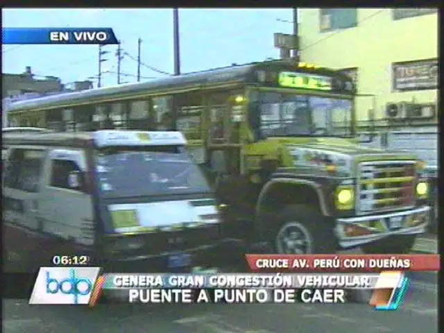 Cierre de puente en Av. Universitaria causa gran congestión vehicular en SMP