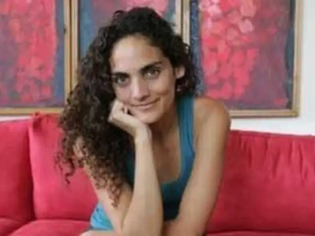 Vanessa Robbiano presenta libro y promueve campaña contra la anorexia