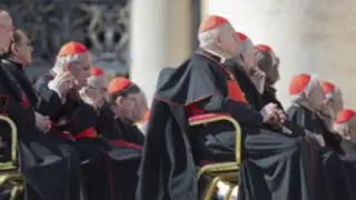 Vaticano: 12 cardenales papables están relacionados con casos de pedofilia
