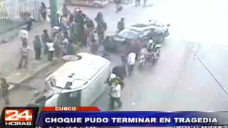 Cusco: peatones salvan milagrosamente de morir atropellados