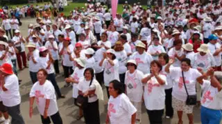 Cientos de mujeres se reúnen para prevenir el Cáncer de Cuello Uterino