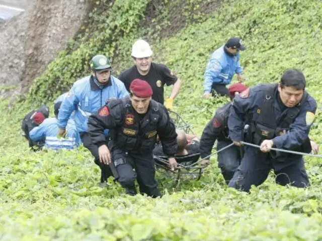 Rescatan a colombiana que atentó contra su vida en la Costa Verde