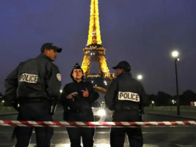 París: autoridades reabren la Torre Eiffel tras amenaza de bomba