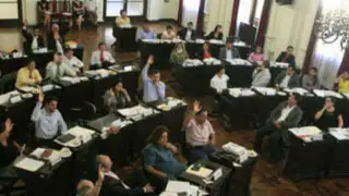 En medio de enfrentamientos suspenden sesión del Concejo Metropolitano