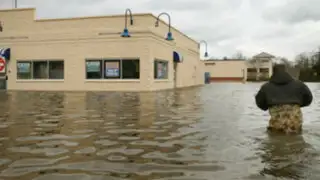 EEUU: evacuan a ciudadanos por inundaciones en estado de Illinois