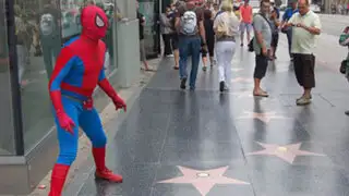 EEUU: vestido de ‘Hombre araña’ sujeto roba US$6,000 en Hollywood