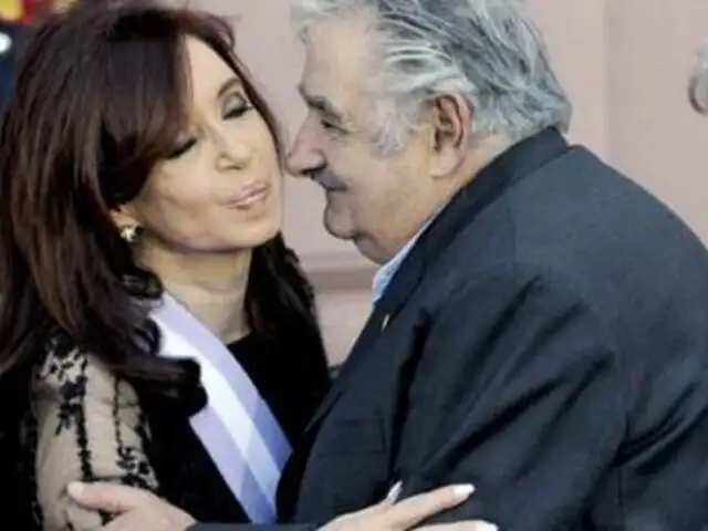 Mayoría de uruguayos avalan calificativos de su presidente hacia los Kirchner