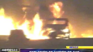 Noticias de las 6: explota camión de gas y deja 20 muertos en México