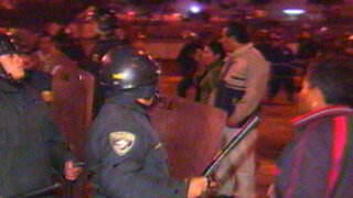 Rímac: comerciantes de Caquetá y la Policía se enfrentan en violento desalojo
