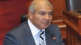 Suspenden interpelación a ministro del Interior Wilfredo Pedraza