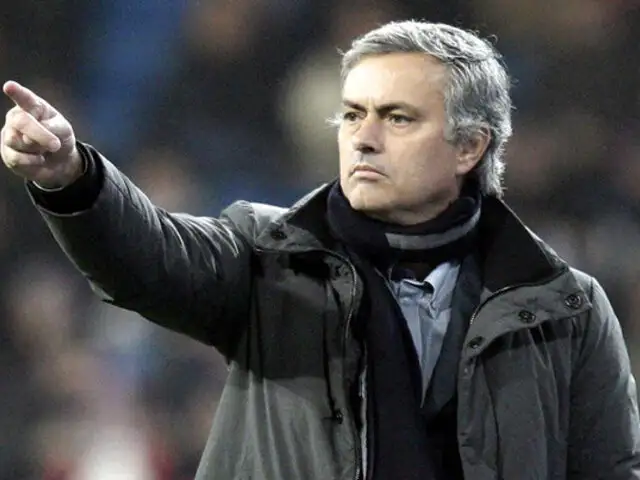 Medios europeos aseguran que Mourinho firmó por Chelsea y ficharía a Lewandowski