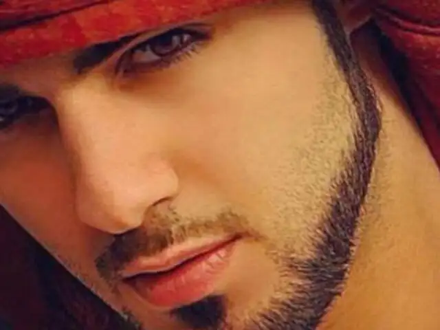 Omar Borkan Al Gala no fue deportado por ser "demasiado guapo"
