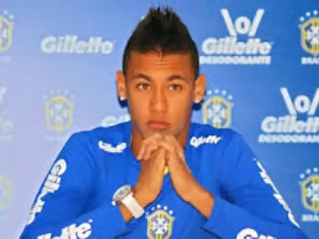 Neymar aseguró que no dejará el Santos antes del Mundial del 2014