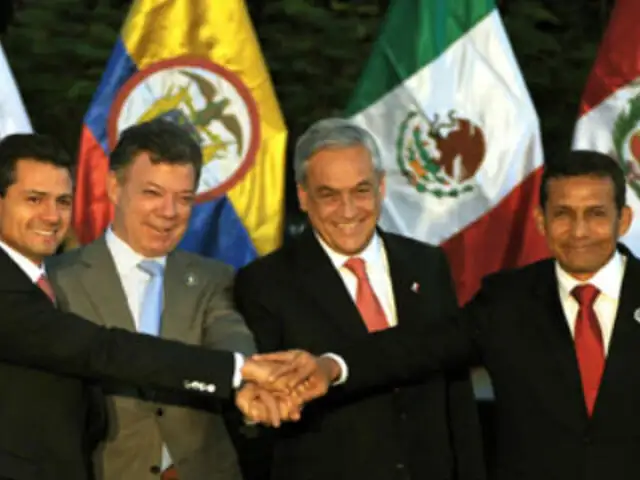 Presidente Humala partió a Cumbre de la Alianza del Pacífico