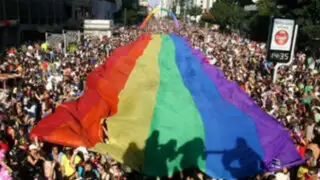 Brasileños dicen "Nunca más en el clóset" en marcha del 'Orgullo Gay'