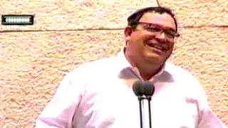 Ministro israelí sufre ataque de risa al pronunciar la palabra “penetración”