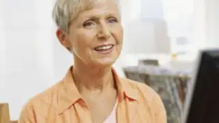 Mujeres menopáusicas son más propensas a sufrir osteoporosis