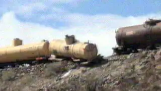 Arequipa: se descarrila tren con más de 8,000 galones de petróleo