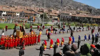 Cusco: Miles de personas se concentran en Sacsayhuamán para el Inti Raymi