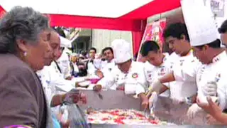 Miles de personas degustaron cebiche gratis en Panamericana Televisión