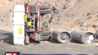 Volcadura de camión con 10 toneladas de cloro líquido causó pánico en Cieneguilla