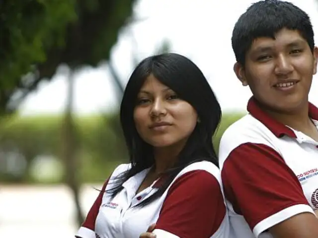Hermanos Cori participan en campeonato de ajedrez más grande del Perú