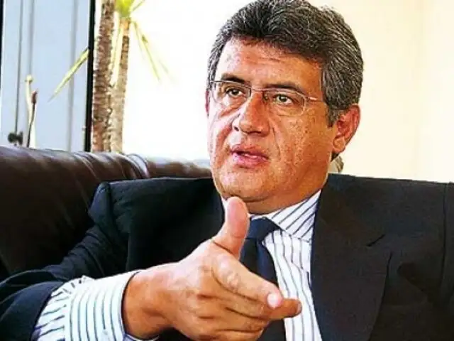 Juan Sheput: Antes de llamar a diálogo, Humala debe renovar su Gabinete