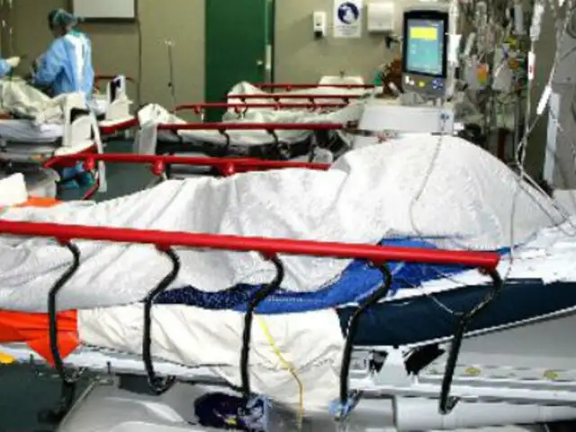Hospital 'Dos de Mayo' invierte 438 mil soles en camillas de última generación