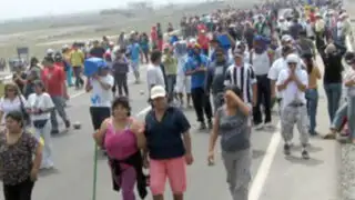Barranca: manifestantes bloquean carretera Panamericana Norte