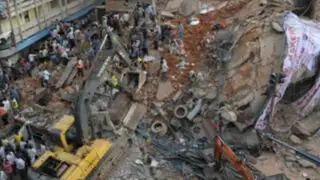 Trece personas mueren tras derrumbarse un hotel en la India