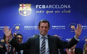 Presidente del Barcelona se metió en el baño de damas