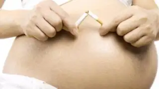 Mujeres que consumen tabaco envejecen sus ovarios provocando infertilidad