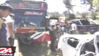 Cajamarca: violento choque de bus interprovincial dejó 2 muertos y 4 heridos